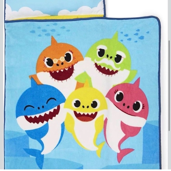 Kids' Baby Shark Sleeping Bag - Multicolor Sharks - Picture 2 of 5